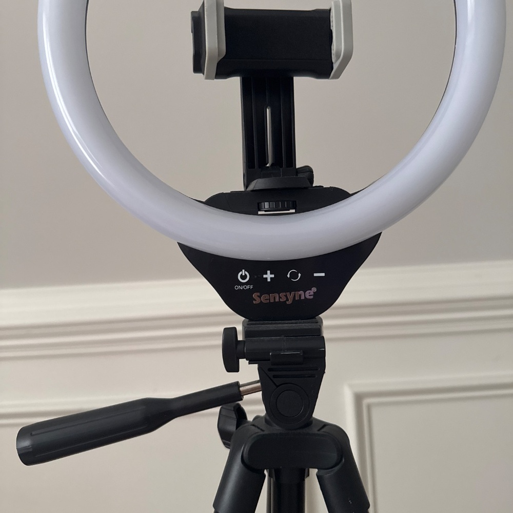 Ring Light - Picture 2 of 5